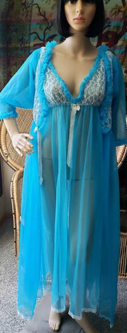 Vintage Blue Chemise & Robe Set By Belle Smith, MD