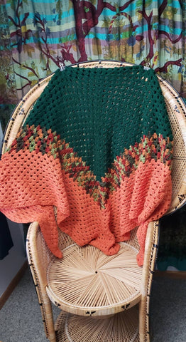 70s Crochet Shawl, Free Size