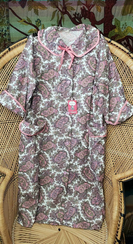 60s Paisley Pink Robe By Corduray By Coleport With Original Tag, Vintage Pink Robe, Paisley Robe, Women's MD/LG
